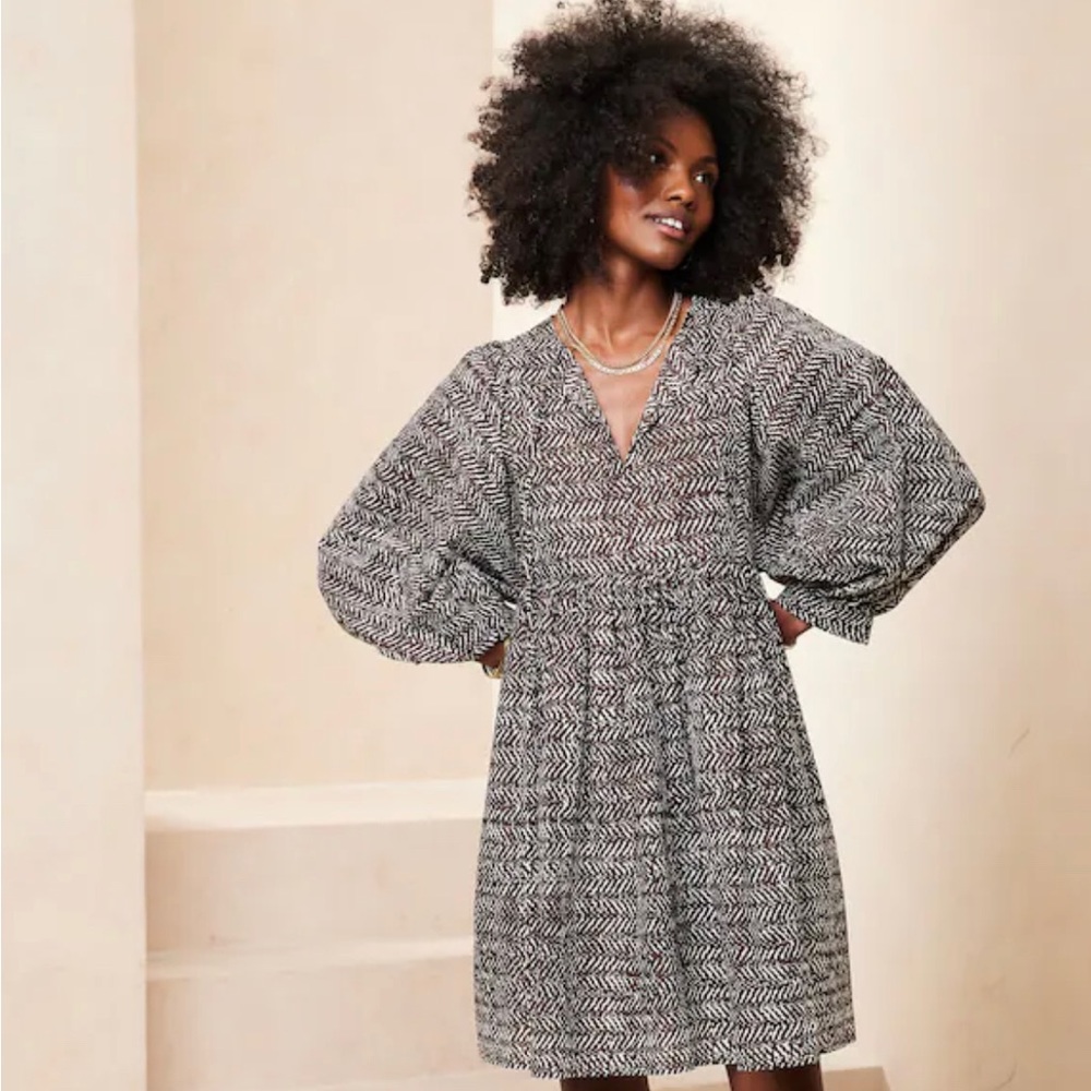 Tie-neck mini dress